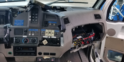 Dashboard model 4